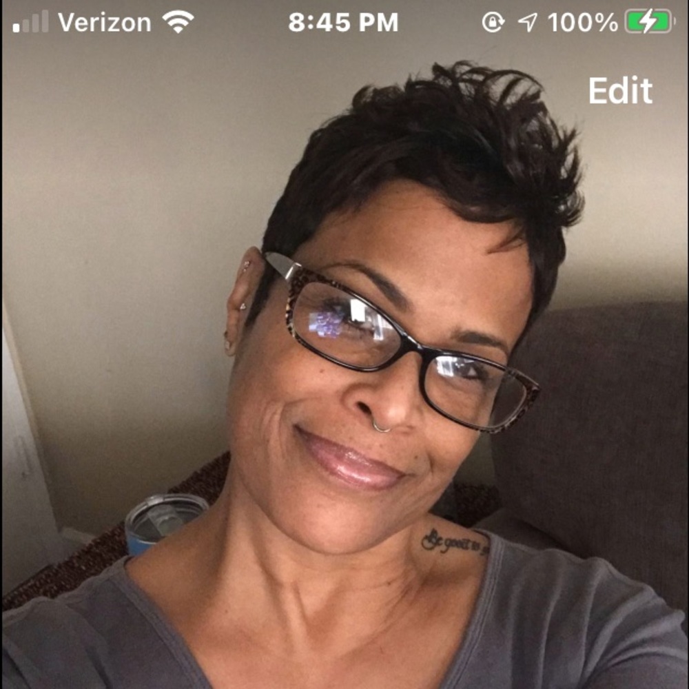 Meet your Posher, Linda